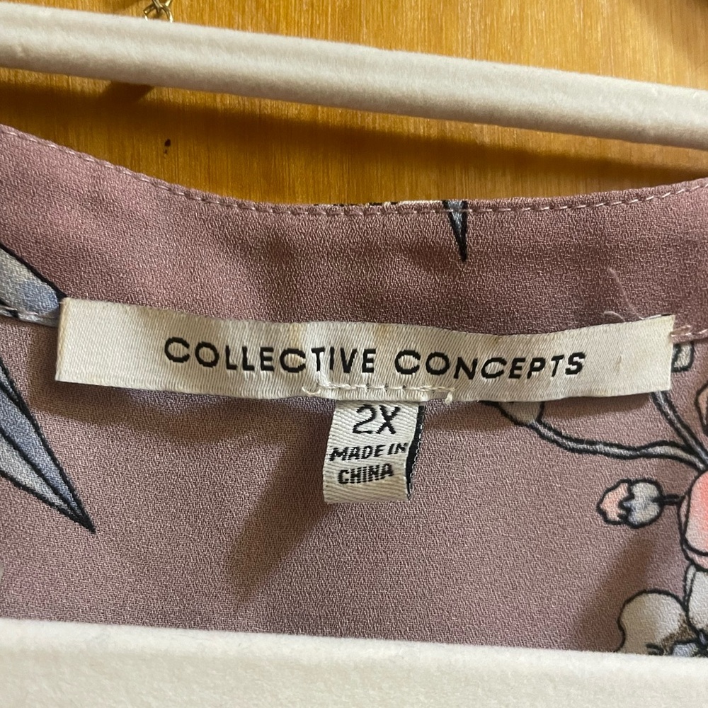 Floral V-Neck Blouse -Dusty Mauve - Picture 7 of 8